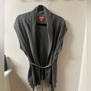 Tommy Bahama Sweater Vest.  Tie Front Size Large